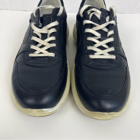 Ecco Soft 7 Black Leather Lace Up Runner Sneaker Comfortable Shoes Size 8 - Picture 5 of 16